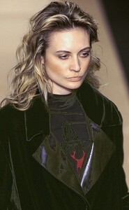 f02gattinoni-12pc  toth.jpg