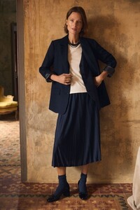 falda-sandy-navy-oi24-campana-mod-eseoese_m.thumb.jpg.566f7b9ddd04dceb502dcad9e43816fc.jpg