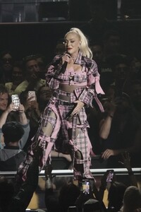 gwen-stefani-performs-at-iheartradio-music-festival-in-las-vegas-09-20-2024-2.jpg