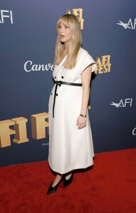 jeeniferlawrencewihgert (19).jpg