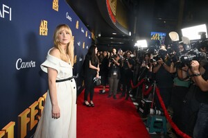 jeeniferlawrencewihgert (7).jpg