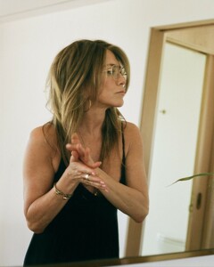 jennifer-aniston-07-19-2024-0.jpg
