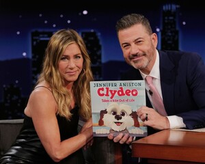 jennifer-aniston-jimmy-kimmel-live-10-02-2024-1.jpg