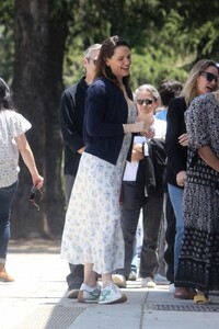 jennifer-garner-out-for-a-family-event-in-brentwood-05-19-2024-3.jpg