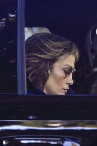jennifer-lopez-leaves-a-hotel-in-beverly-hills-09-27-2024-2.jpg