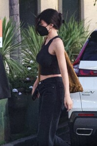 kylie-jenner-at-il-segreto-restaurant-in-los-angeles-09-09-2024-4.jpg