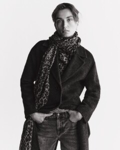 madewell posts 2024-10-20 17.55 DBWgtCxOLCE_4_5 464169687_1220287619246356_5297740025396226439_n.jpg