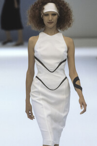 maxianova s99mugler-165d.jpg