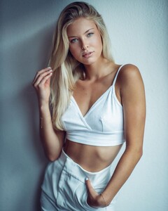 nicola_101247227_205312393758190_6192026510807515053_n (1).jpg