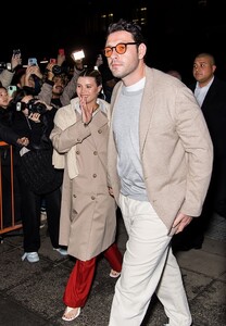 pregnant-sofia-richie-arrives-at-tommy-hilfiger-show-at-new-york-fashion-week-02-09-2024-2.jpg
