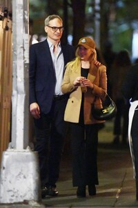 reese-witherspoon-on-a-date-with-oliver-haarmann-in-new-york-10-01-2024-4.jpg