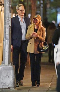 reese-witherspoon-on-a-date-with-oliver-haarmann-in-new-york-10-01-2024-5.jpg