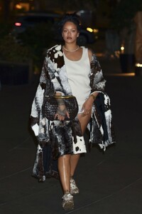 rihanna-night-out-in-new-york-10-03-2024-3.jpg