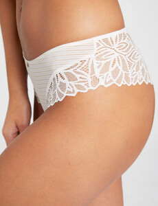 shorty-en-dentelle-ivoire-femme-vue4-32536301007140203.jpg