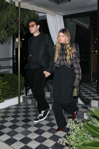 sofia-richie-and-elliot-grainge-night-out-in-los-angeles-09-13-2024-1.jpg