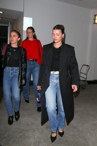sofia-richie-leaves-dinner-with-friends-at-e-baldi-restaurant-in-beverly-hills-10-05-2024-4.jpg
