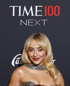time100next-gala-24-carpet_012.jpg