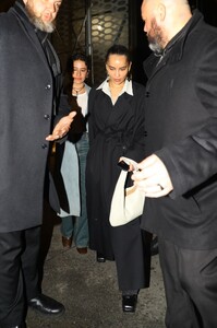 zoe-kravitz-leaves-snl-dinner-party-at-zuma-in-new-york-04-01-2024-0.jpg