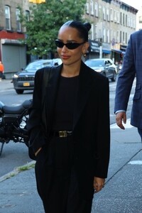 zoe-kravitz-out-in-brooklyn-08-22-2024-1.jpg