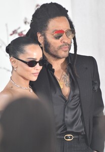zoe-kravitz-out-in-hollywood-03-12-2024-0.jpg