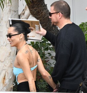 zoe-kravitz-out-in-hollywood-03-12-2024-1.jpg