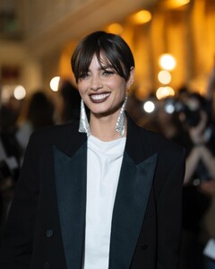 [2023.10.02] alexchristian.ph_384802779_1634513477076050_6063891806356248897_n.jpg