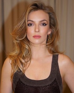 2024-11-07 11.08.00 3496107206282686147.jpg