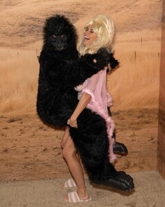 [2024.11.01] sarasampaio_465035035_18472917322058288_2997809050966844452_n.jpg