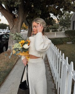 [2024.11.12] hannahg11_466705964_2311509202552477_8001663370616870271_n.jpg