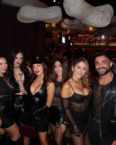 [2024.11.13] ariannyceleste_466796981_18473069065023607_5156885128575857991_n.jpg