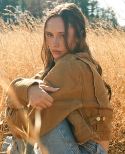 [2024.11.14] brandyliketheagent_466929316_1667837154077927_608130358640171649_n.jpg