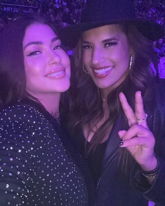 [2024.11.17] ariannyceleste_467347176_18473777140023607_4879760790566599930_n.jpg