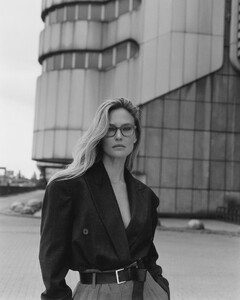 [2024.11.19] carolinalemkeberlin_467425615_18147383560346522_1800767612235745861_n.jpg