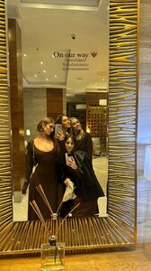 [2024.11.21] carmellarose_467906752_557593553568535_732381952013771198_n.jpg