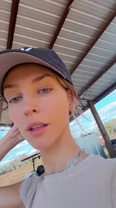 [2024.11.21] rachelc00k_C549EAAA45399355CA8BCECE2E45E3BB_video_dashinit.jpg