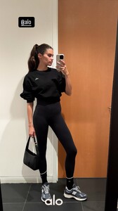 [2024.11.21] sarasampaio_467703314_18476802547058288_4685470477186795077_n.jpg