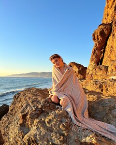 [2024.11.22] raymariemorris_468148617_18467986789035034_1297642333247962954_n.jpg