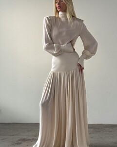 [2024.11.22] revolve_468249419_559543306831930_5334111306715351137_n.jpg