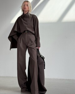 [2024.11.24] helsastudio_468202306_896055905993962_5291867579653089337_n.jpg