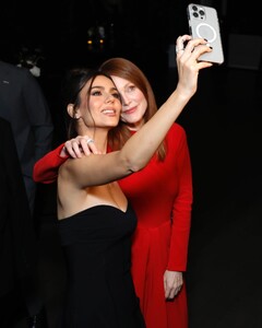 [2024.11.25] victoriajustice_468329583_18561652252006824_1581307978886918567_n.jpg