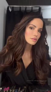 [2024.11.26] sofiaresing_334C582ABE772FBE49E1C6414878E892_video_dashinit.jpg