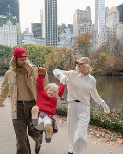 [2024.11.27] hoskelsa_468702812_634986702187139_4020291931565882238_n.jpg