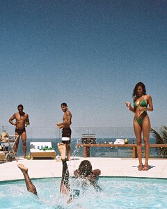 [2024.11.29] bambaswim_468803644_18428010592075293_9139110939226081606_n.jpg