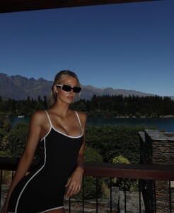 [2024.11.29] lindsaydemyan_468974275_886339460148405_8551987827709664027_n.jpg