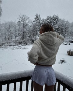 [2024.11.30] josephineskriver_468619294_569529242613860_8144263932809885775_n.jpg