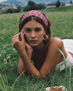 [2024.11.11] carmellarose_466510832_1054562049488878_5543124035785971154_n.jpg