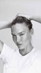 [2024.11.11] livelle_466755153_924674709572449_2070264474020237615_n.jpg