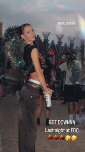 [2024.11.11] rachelc00k_9F4E71E3091B0795127BB6E339A2F8A4_video_dashinit.jpg