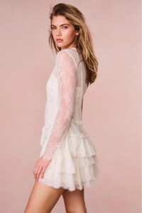 AMBERLEIGH-DRESS-IVORY-D2520-2226-052.jpg