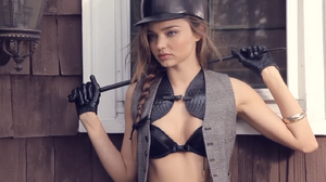 August 2012-00.01.42.004.png